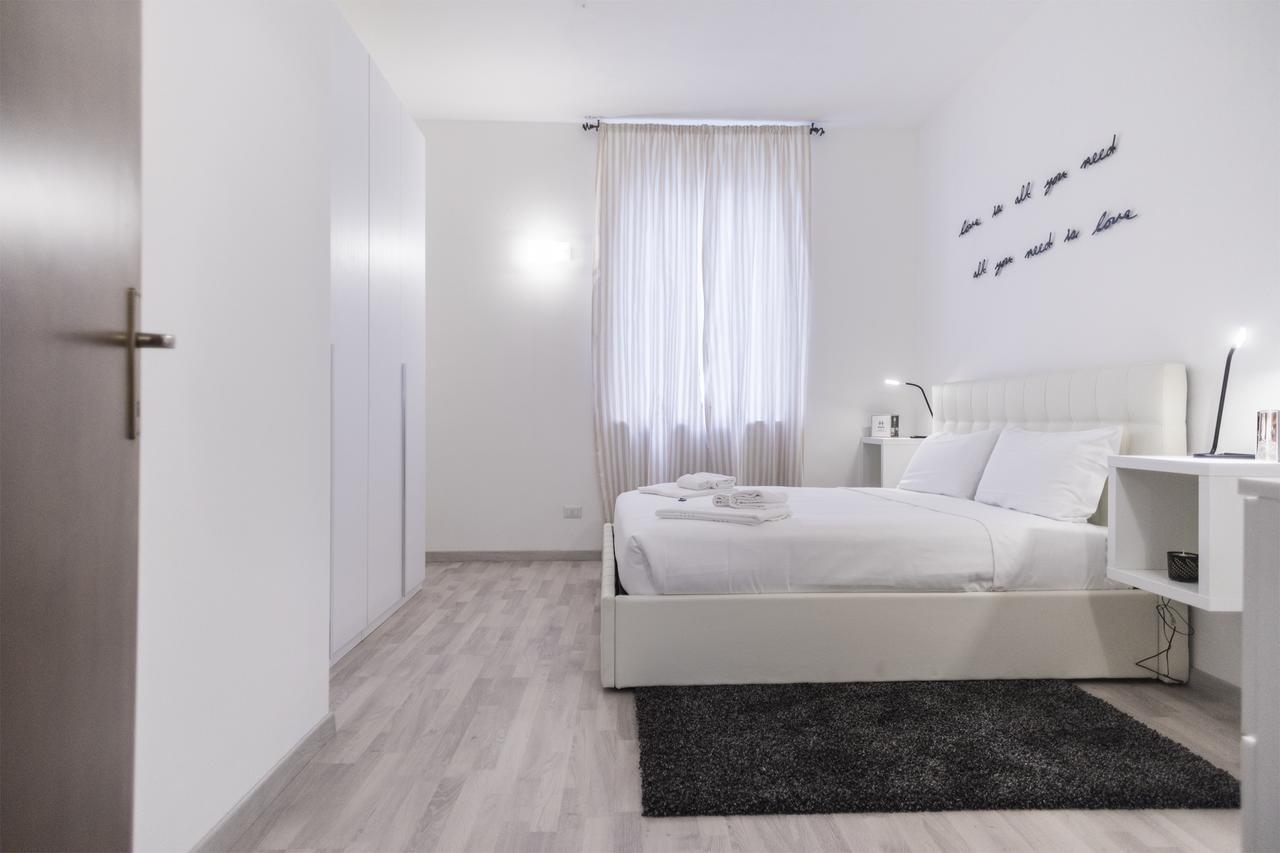 Hemeras Boutique Homes - City Center Design Flats Milan Exterior photo