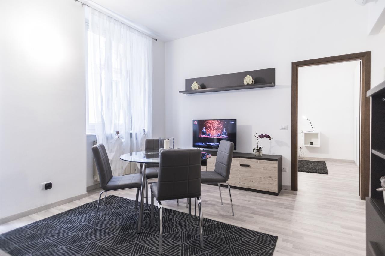 Hemeras Boutique Homes - City Center Design Flats Milan Exterior photo